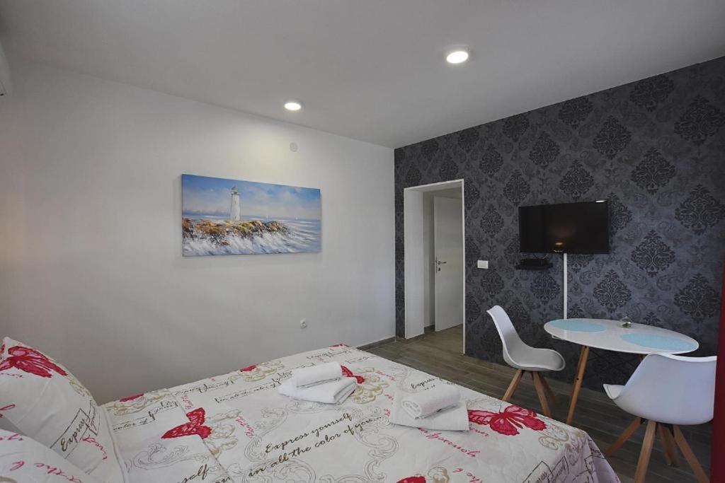 Roko & Borna Self Check - In Apartment Zadar Ngoại thất bức ảnh
