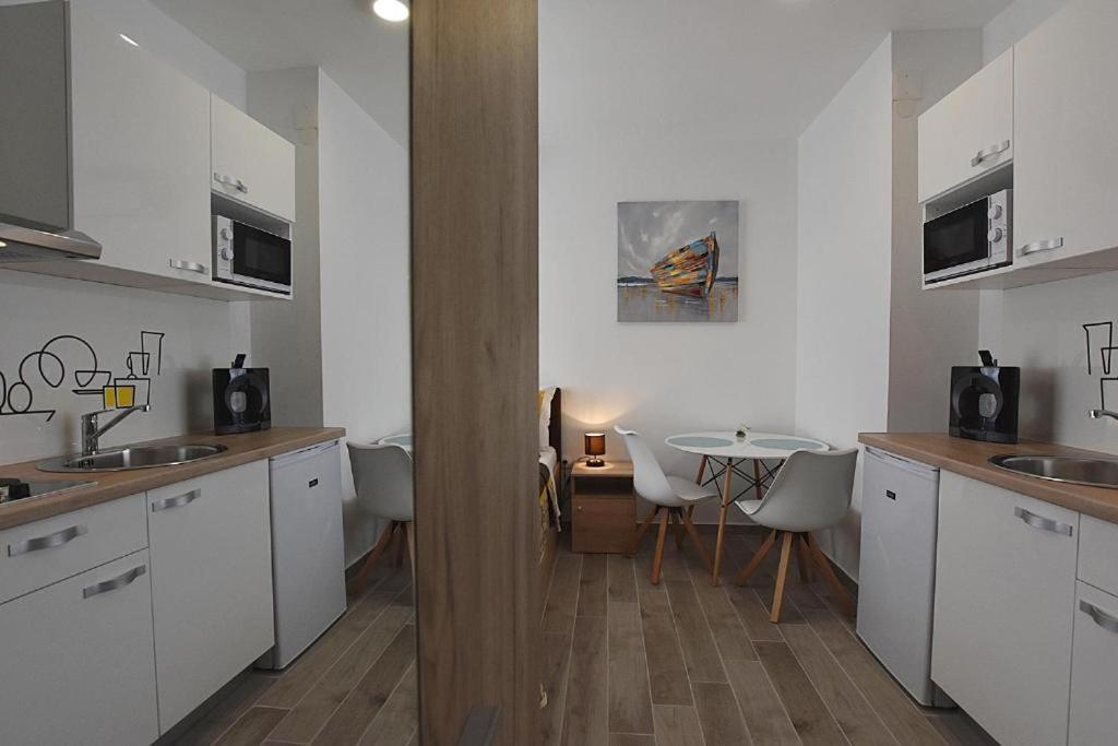 Roko & Borna Self Check - In Apartment Zadar Ngoại thất bức ảnh