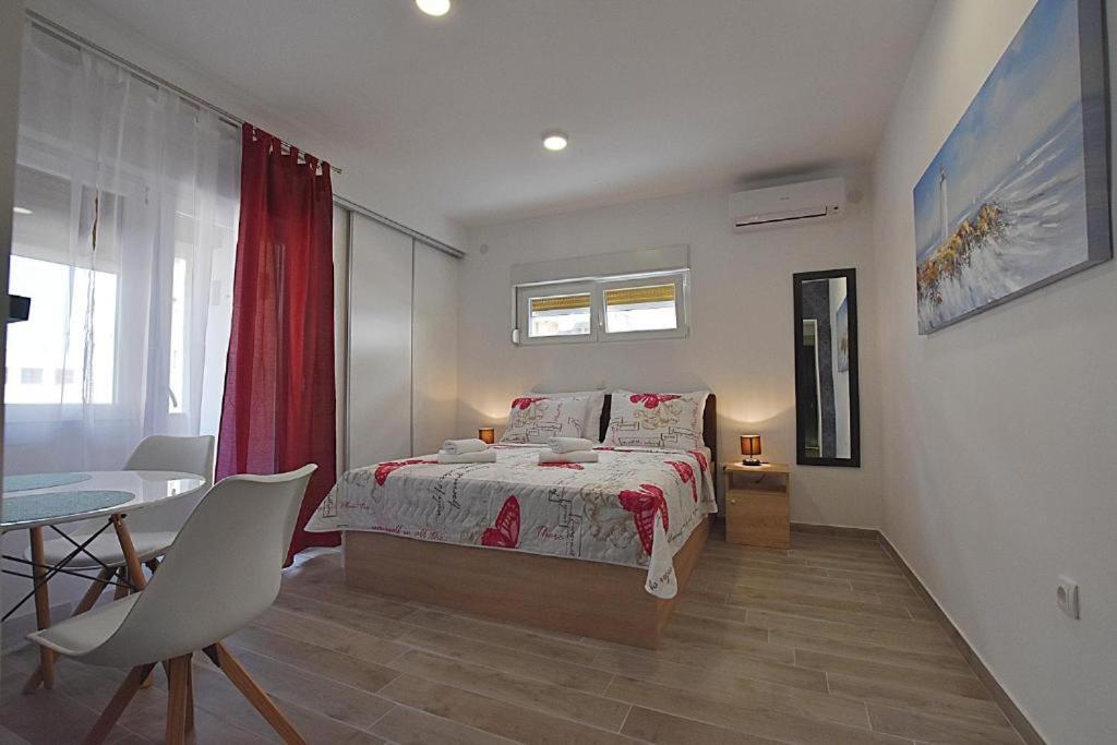Roko & Borna Self Check - In Apartment Zadar Ngoại thất bức ảnh