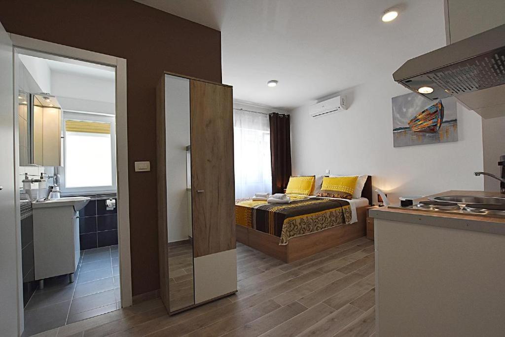 Roko & Borna Self Check - In Apartment Zadar Ngoại thất bức ảnh